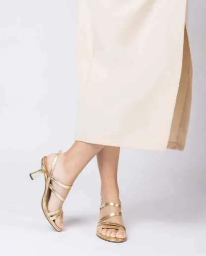 Wonders Sandalias De Tacon Nora Oro Discount